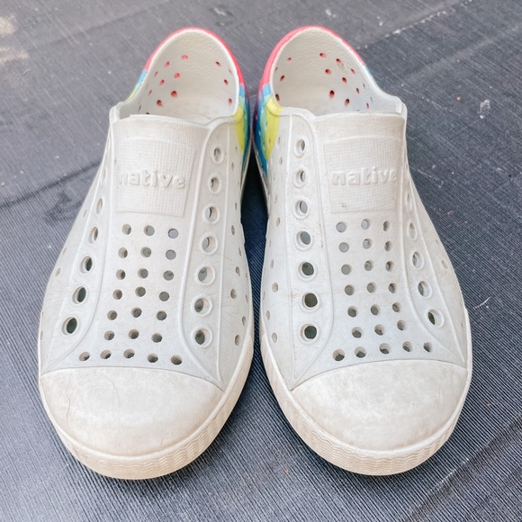 Native size 9 toddler - Picture 2 of 3